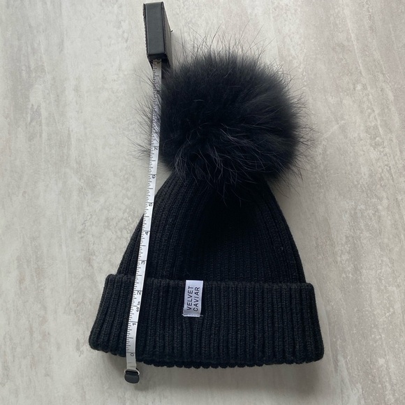 VELVET CAVIAR Pom Pom Toque - Picture 6 of 9